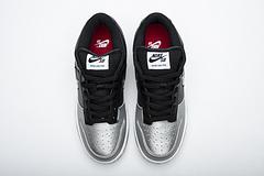 Nike Dunk SB Low Metallic Silver CK3480-001