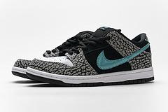 BQ6817-009 Nike SB Dunk Low “atmos Elephant”