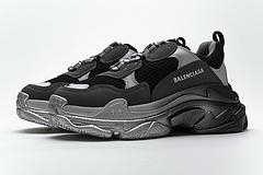 483546 w06f1 0841 Ba*len*cia*ga triple s black grey silver