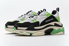 483513 w06e1 1008 Ba*len*cia*ga triple s white green