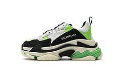 483513 w06e1 1008 Ba*len*cia*ga triple s white green