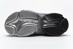 483546 w06f1 0841 Ba*len*cia*ga triple s black grey silver