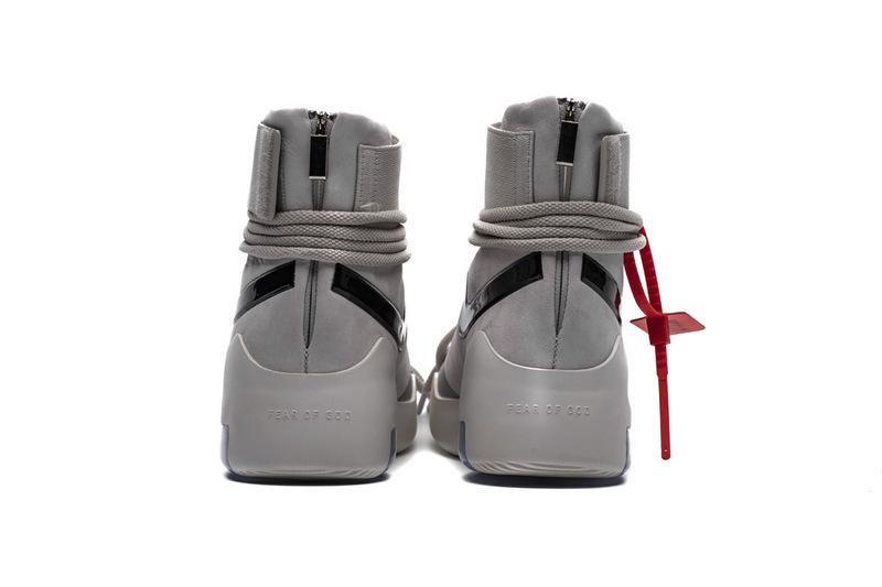 Fear of God x Nike Air Shoot Around "Light Bone" AT9915-002