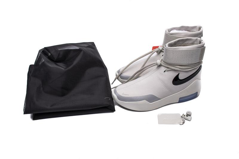 Fear of God x Nike Air Shoot Around "Light Bone" AT9915-002