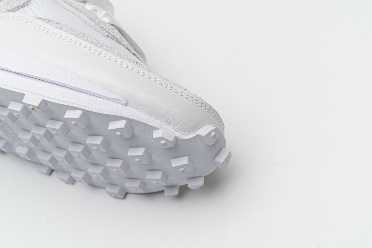 BV0073-101 Nike LD Waffle Sacai White Nylon