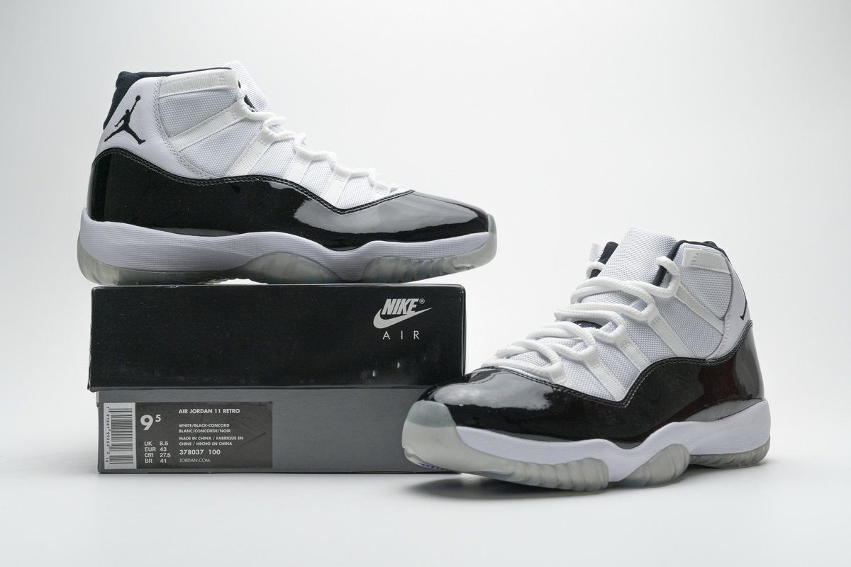378037-100 Air Jordan 11 Retro “Concord”