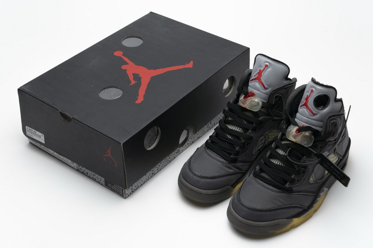 CT8480-001 OFF-WHITE x Air Jordan