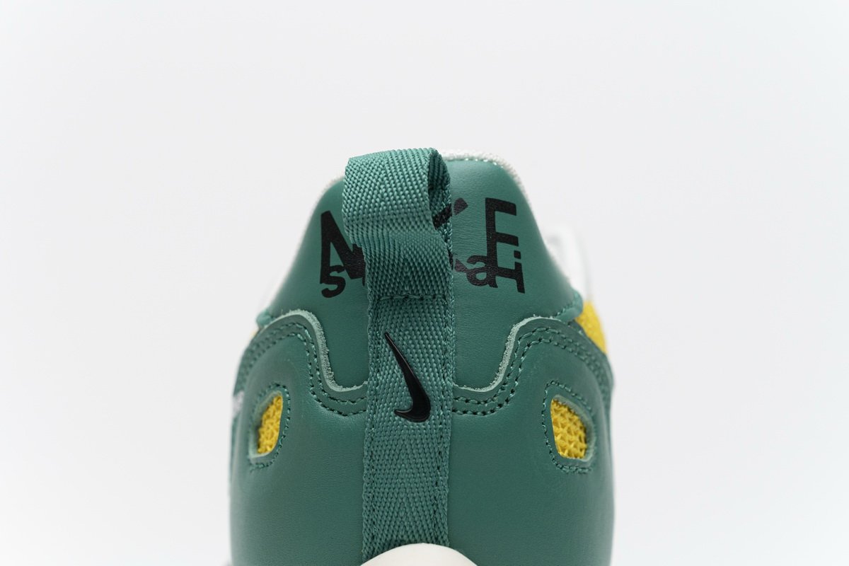 CI9928-300 Sacai x Nike Pegasua Vaporfly Yellow Green