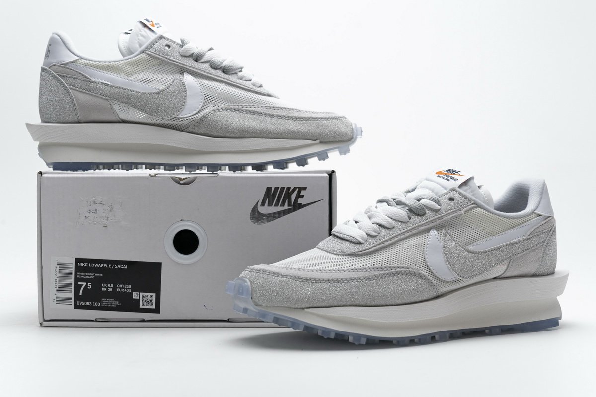 BV5053-100 Sacai x Nike LDWaffle White Bright White