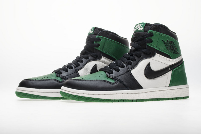 Air Jordan 1 High OG “Pine Green” 555088-302