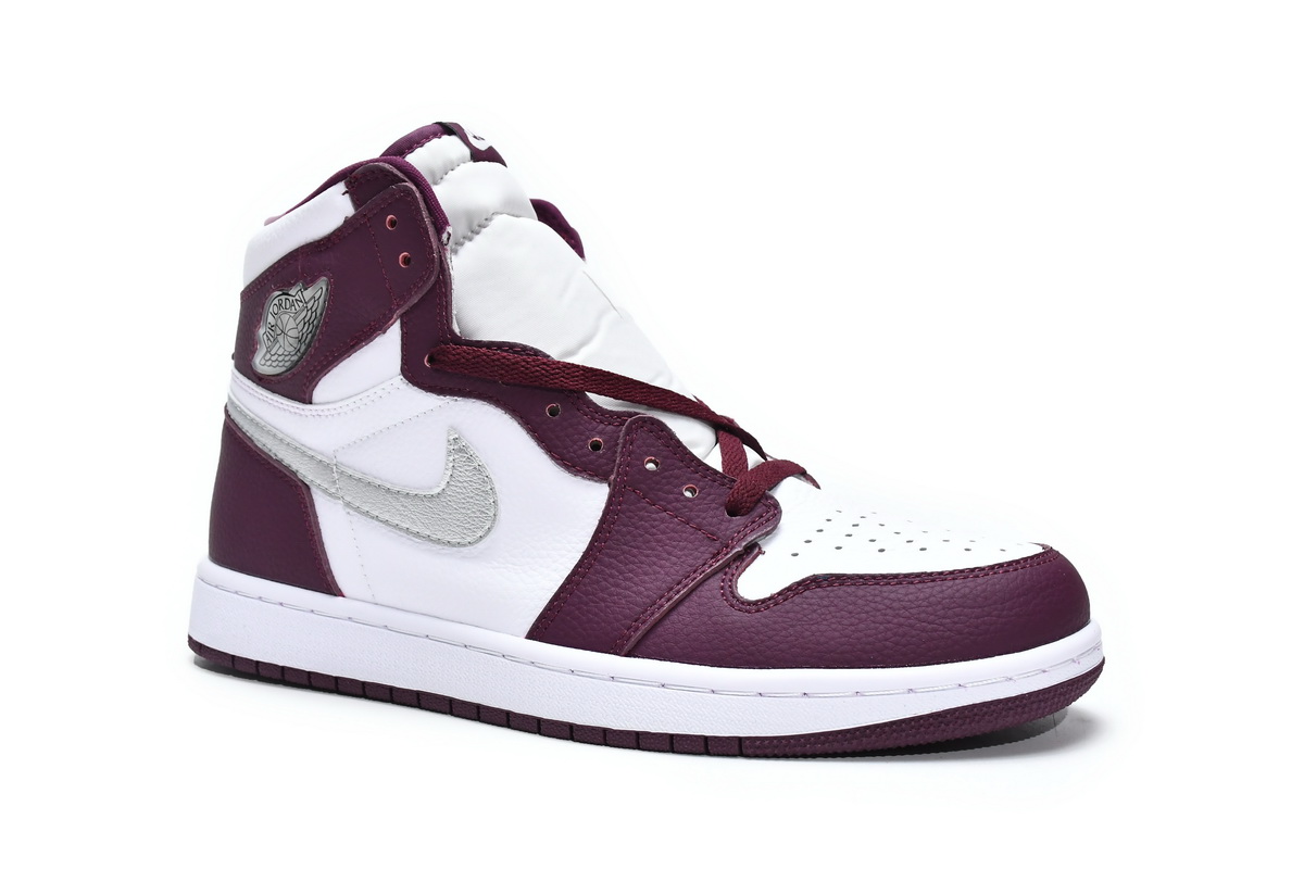 555088-611 Air Jordan 1 High OG Bordeaux