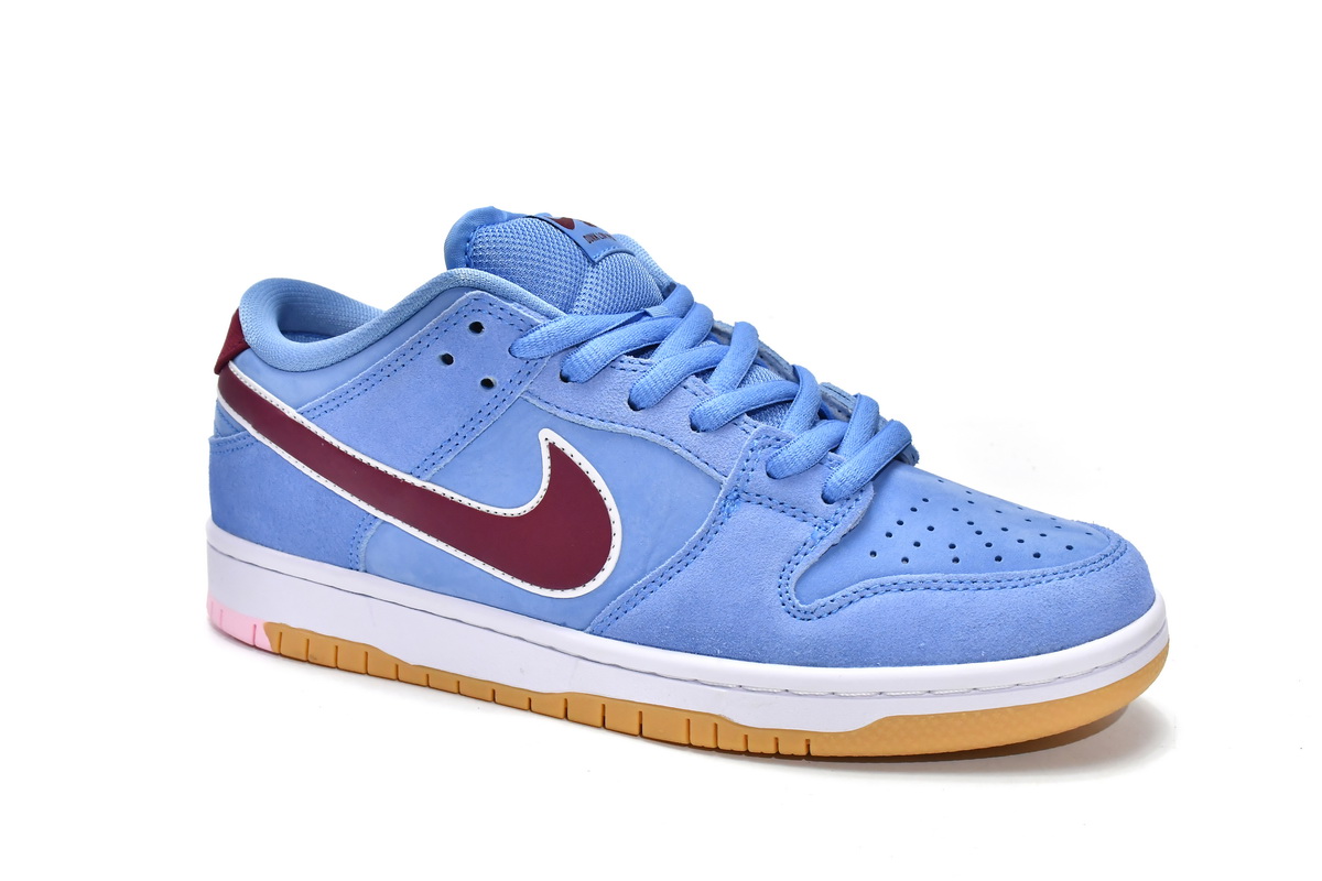 Nike SB Dunk Low Philadelphia Phillies
