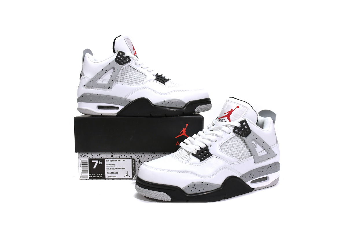 Air Jordan 4 Retro OG “White Cement”
